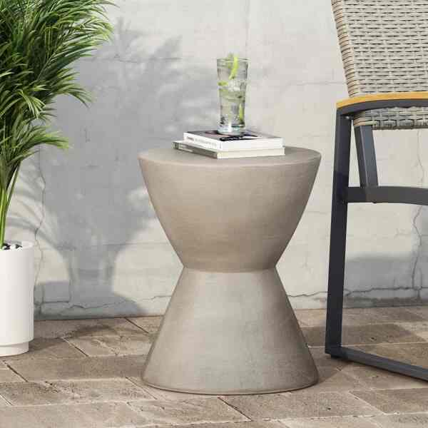 Outdoor Side Table (3 colors)