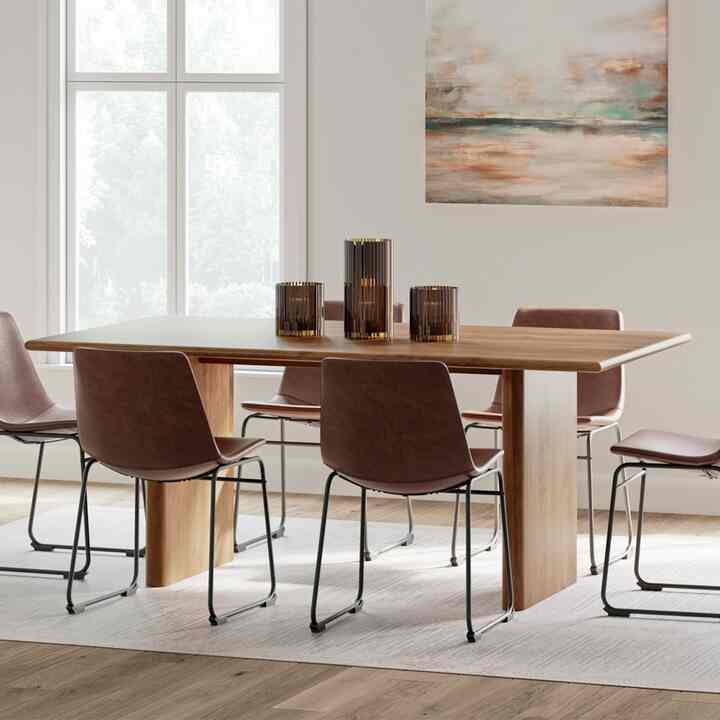 Isanti Dining Table
