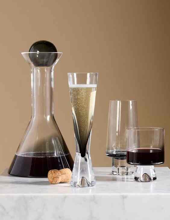 Tank Decanter