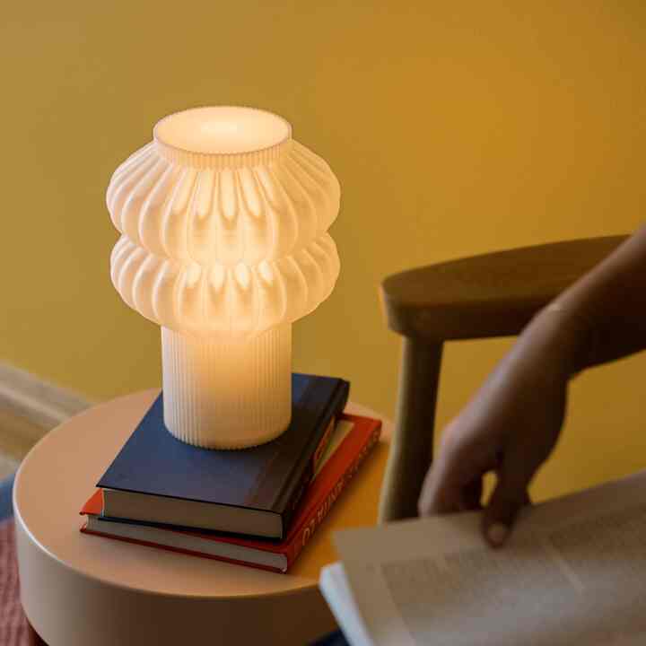 Oppi Table Lamp (2 colors)