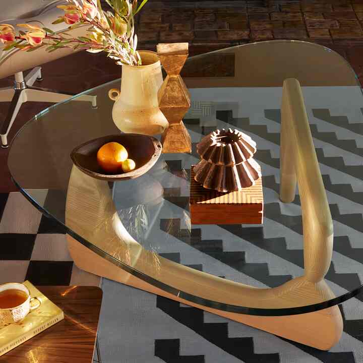 Noguchi Table (4 Colors)