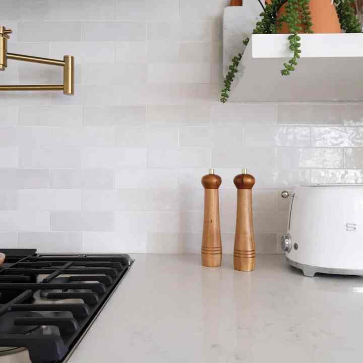 Cloe 2.5" x 8" Ceramic Tile