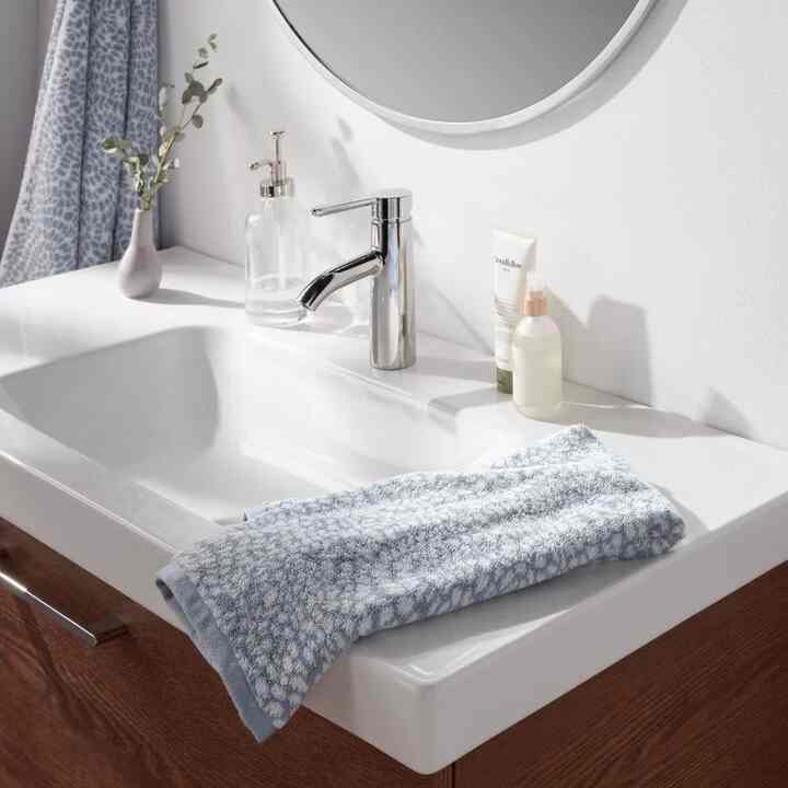 Performance Plus Bath Towel