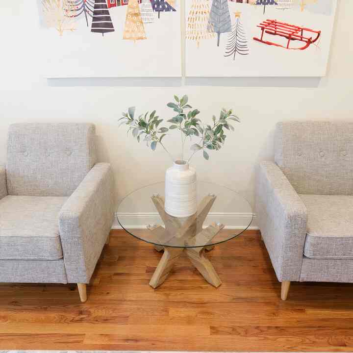 Just the right spot for a quiet conversation. #realhome #interiors  #glassfurniture