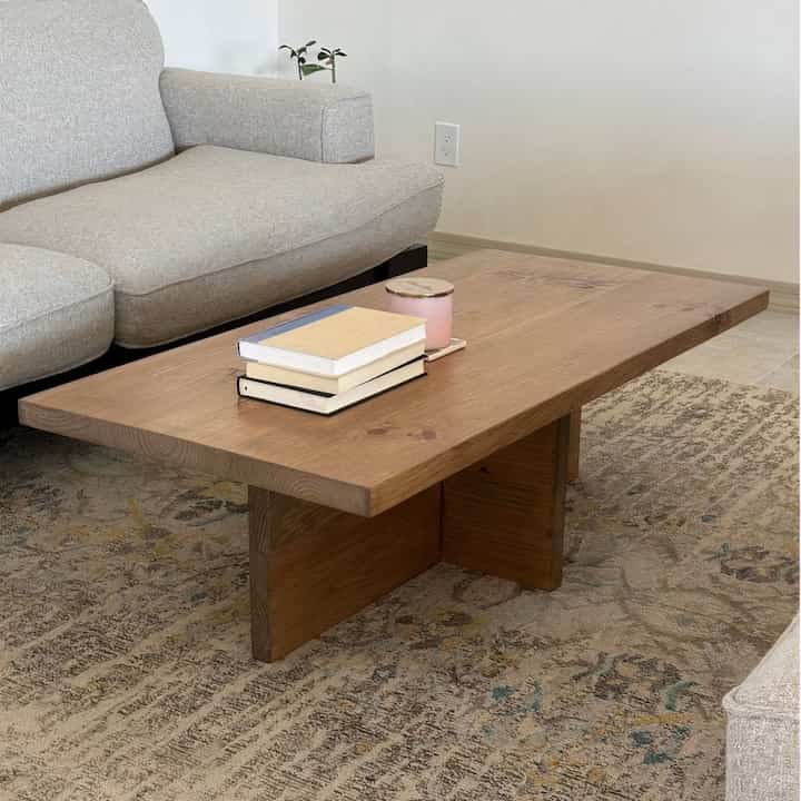 Love the natural wood grain on this coffee table.  Such a beautiful centerpiece. #woodfurniture #interiordesign #homedecor 