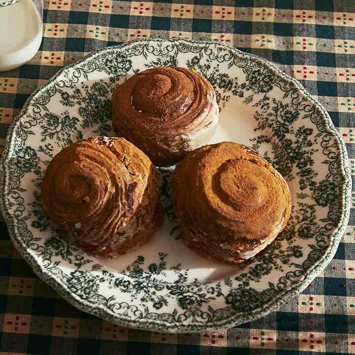 Floral Earthenware Dinner Plate