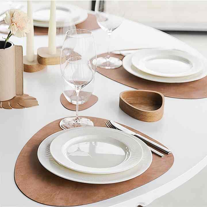 VRTLYJU Faux Fur Placemats and Coasters Set