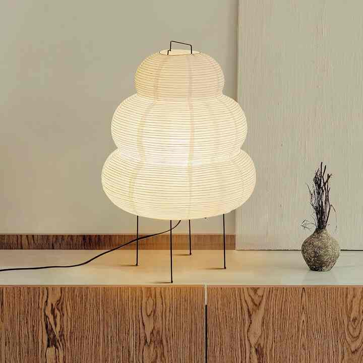 Noguchi Paper Lamp