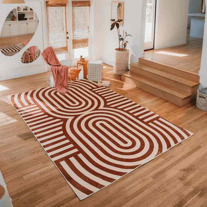 Brown Curvy Stripes Design Rug