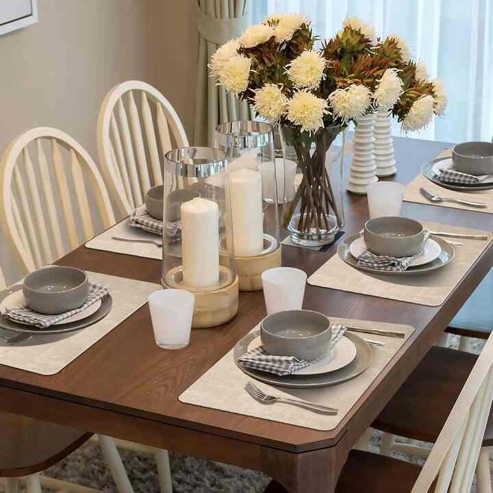 Maxpearl Faux Leather Placemat Set