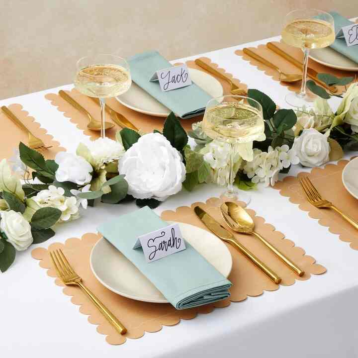 Scalloped Paper Placemats