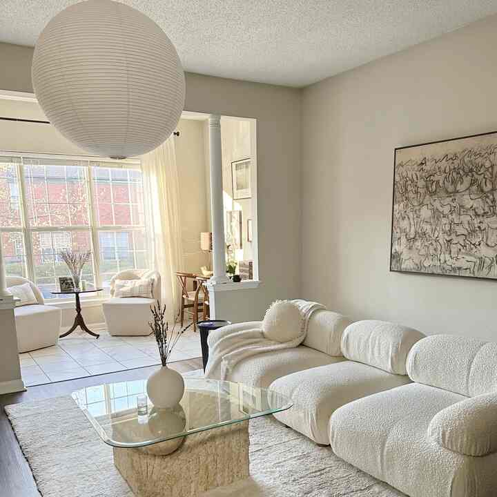 Minimal and cozy! #neutrals