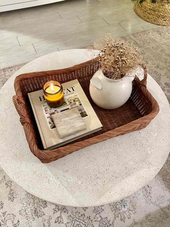 Coffee table decor #basket #vase #coffeetable #books 