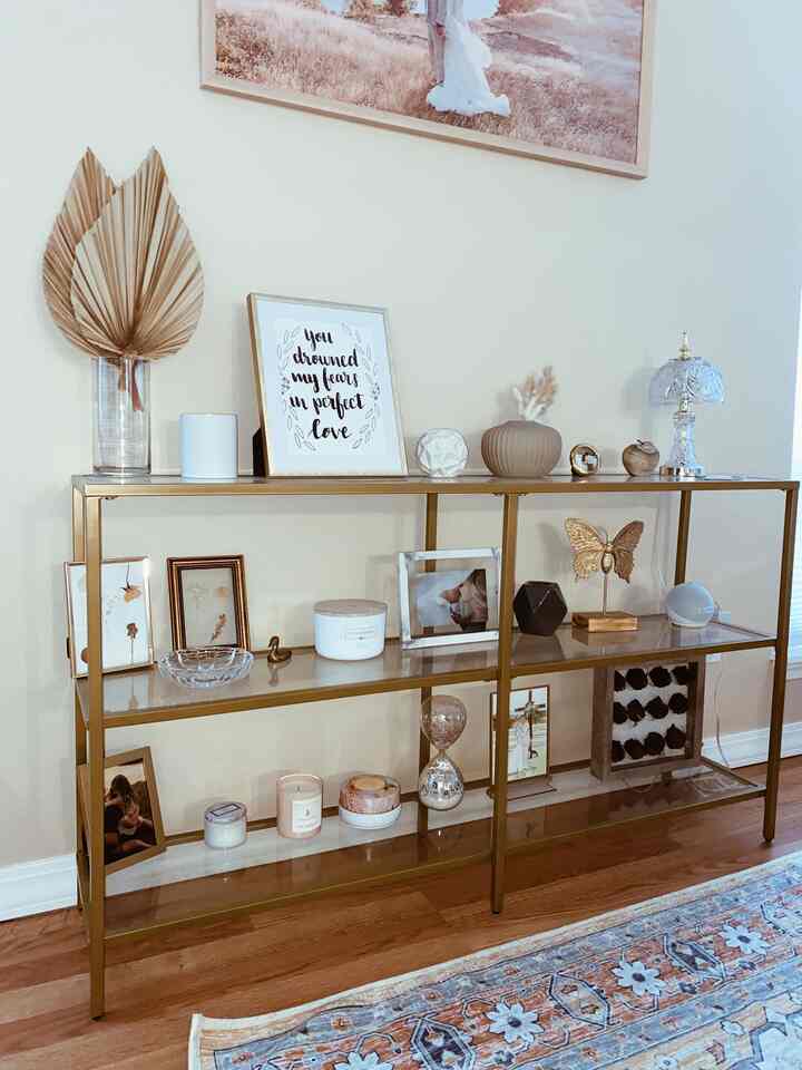 Dekorasi rak ruang tamu #pictureframe #livingroom #decor