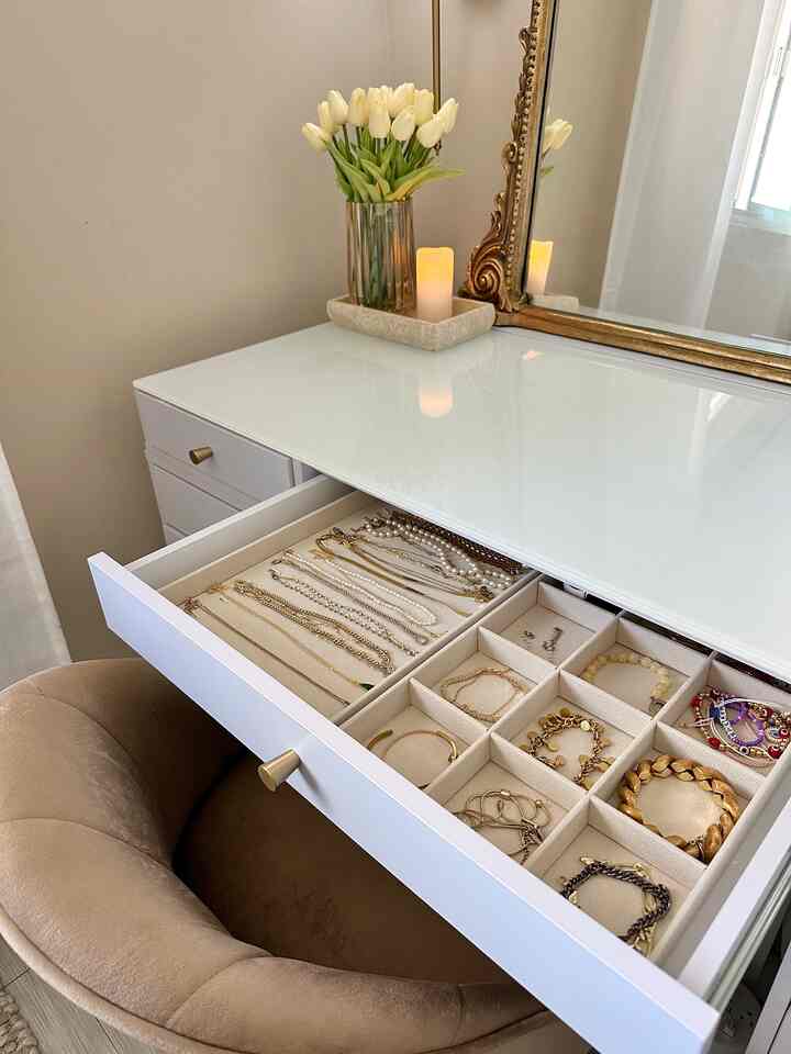 These organizers fit perfectly in my drawers to store my jewelry #organization #organizers #jewelry 