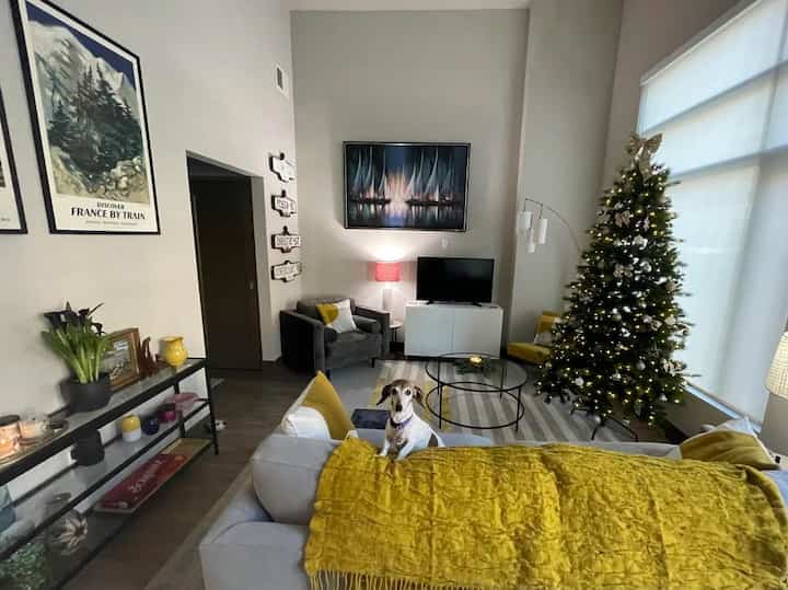 Feeling all the holiday magic in this cozy living room with our Christmas tree! 🎄✨CozyChristmas Credit: @sharilynj #HolidaySpirit #HomeForTheHolidays"