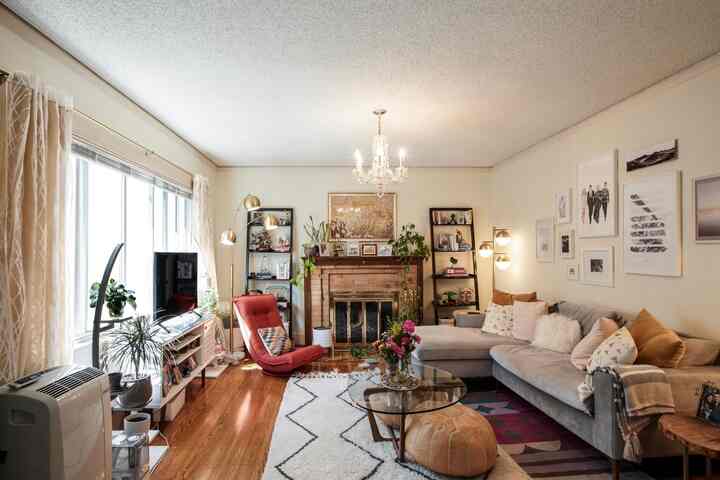 Where every piece tells a story, and every corner has character #EclecticHome #LivedInLook