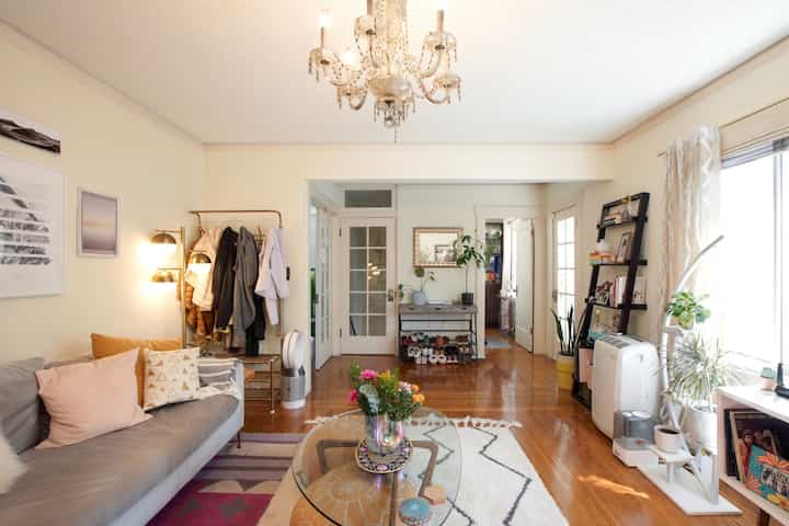 Collected treasures and cozy textures make this space feel like home #LivedInStyle #EclecticDecor