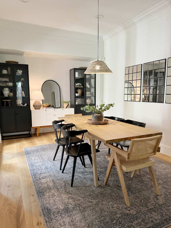 Modern, japandi organic dining room. #diningroominspo #diningroom #diningroomchairs #blackwoodandwhite