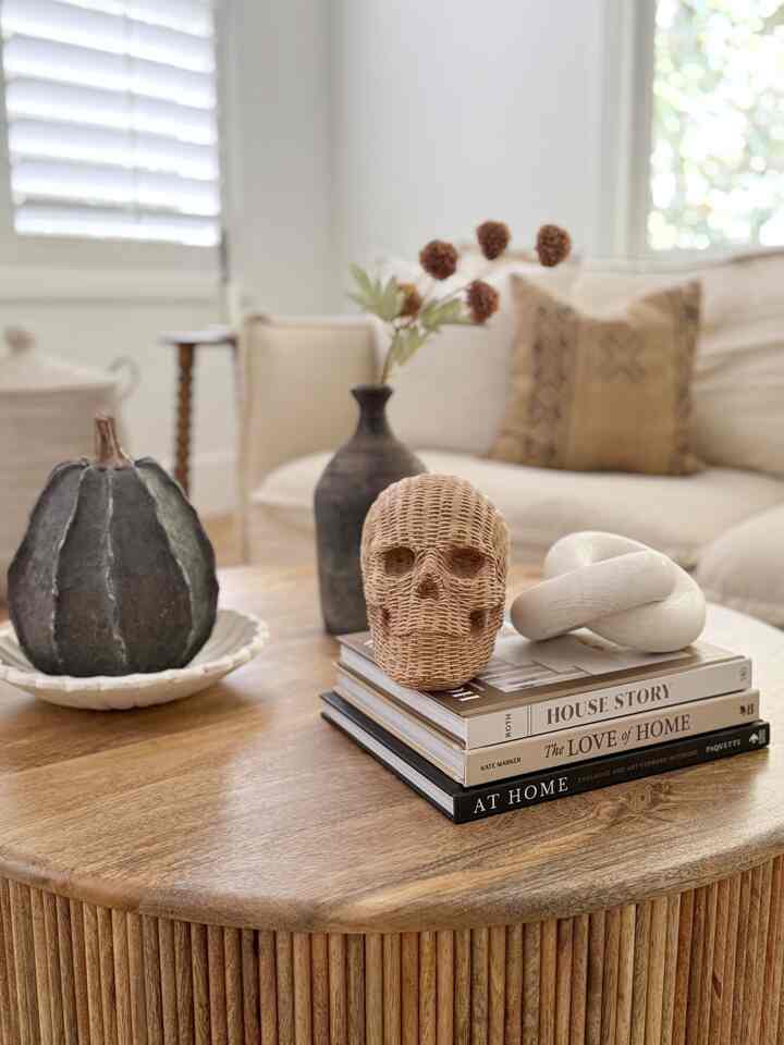 Time for halloween decor. #halllweendecor #classyhalloween #livingroomdesign #neutraldecor