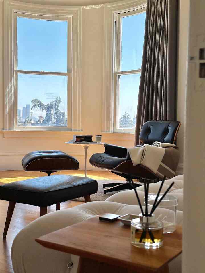 Minimal and cozy! #sidechair #sidetable