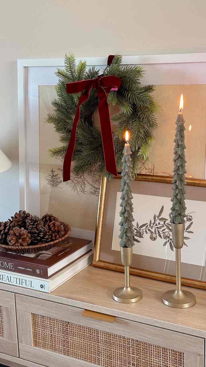 Winter console table styling #consoletable #traditionaldecor #candles 