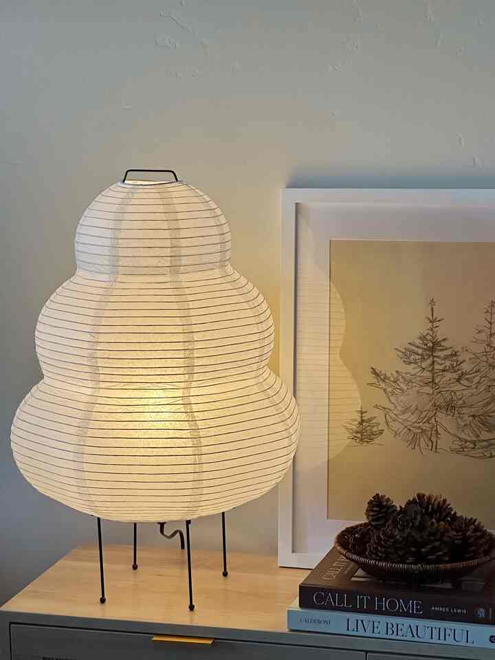Dimmable Japanese Rice Paper Lantern Lamp styled on my console table ✨ 

#gifted #ohouse #lanternlamp #lamp #dimmablelamp #consoletable