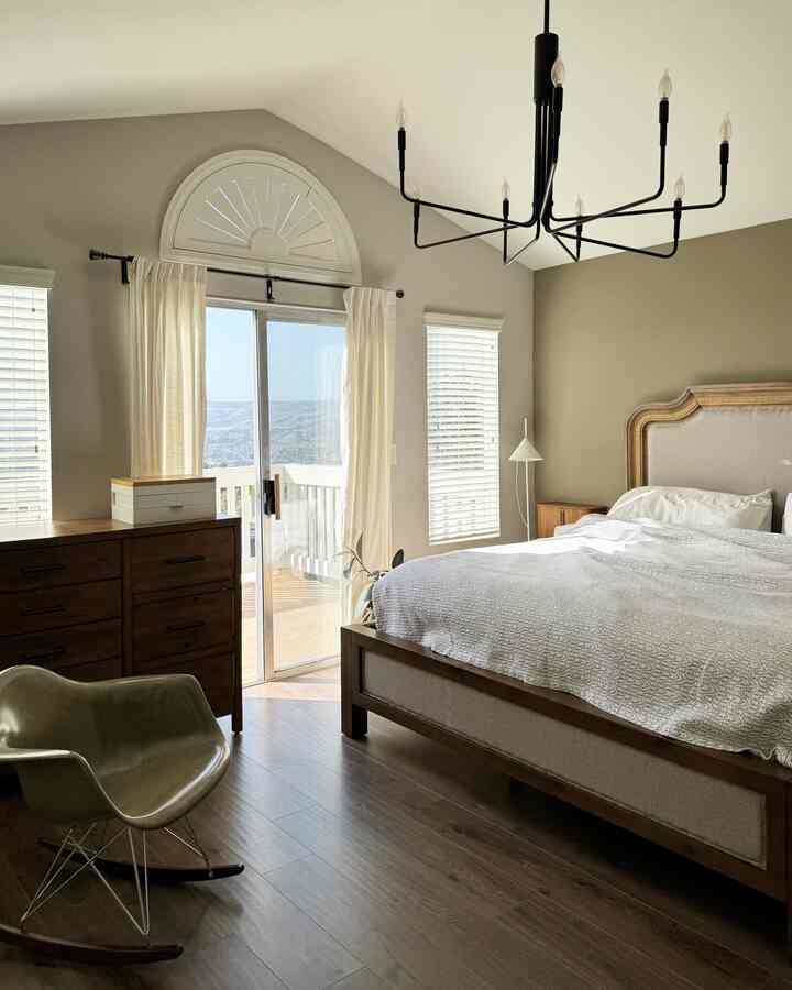 Tagged posts featuring YUH Floor Lamp (4 colors) 2