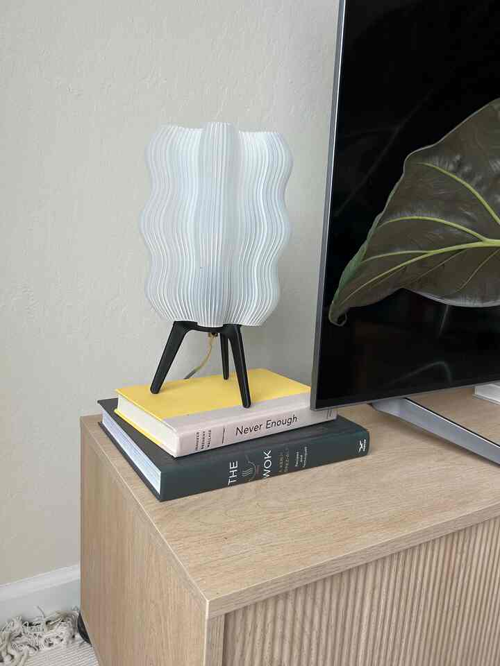 Lighting up the room with some wavy vibes 🌊💡 #WavyLamp