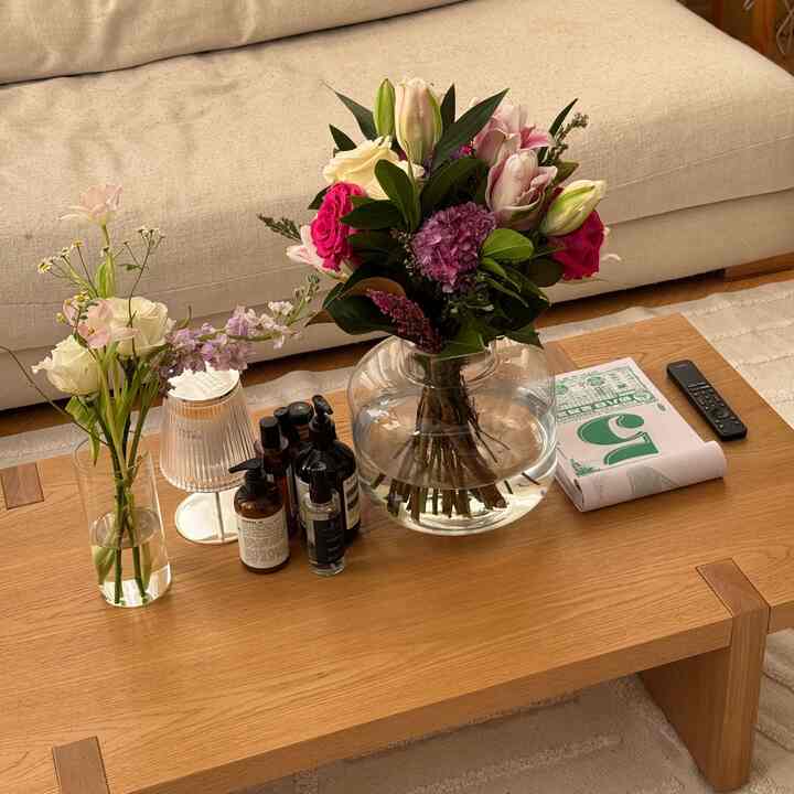 Valentines flowers from mine truly 🥰 #valentine #loft #cozyhome