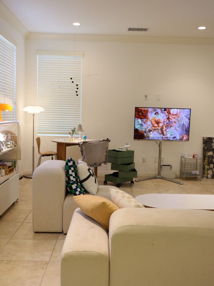 short form carousel card thumbnail