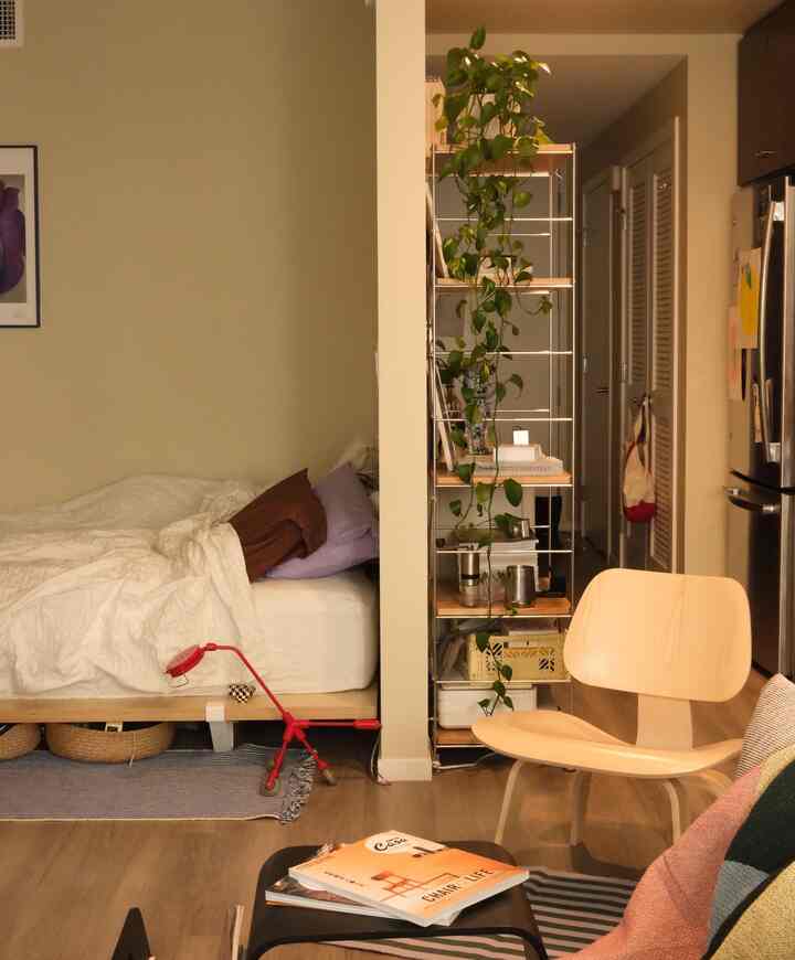 between bedroom and living room - oakwood interior #oakwoodinterior #EamesChair #muji #floydbed