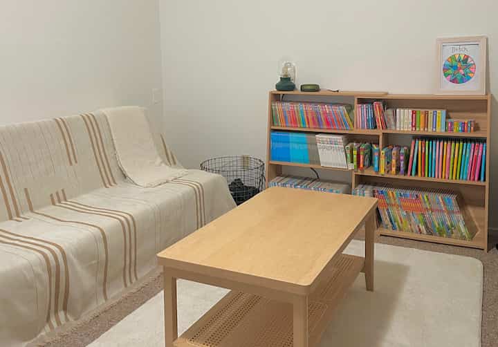 My second living room, where I can enjoy time with my two little girls🤎

#livingroominterior
#minimalinterior 
#whiteinterior
#beigeinterior
#naturalstyle

