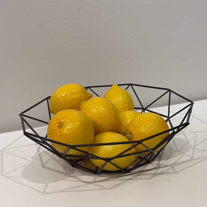 I love seeing fruits in a cute bowl😍
#fruitbowl 