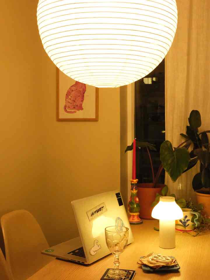 Warm lighting setup for evening #warmfeeling #warmth 