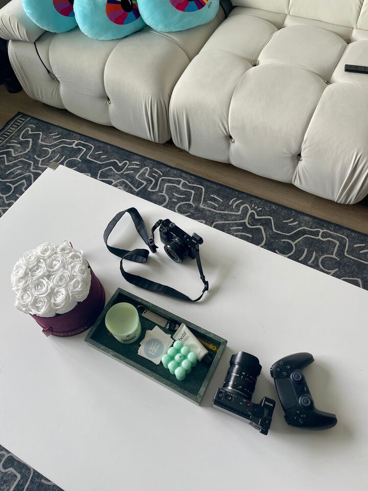 short form carousel card thumbnail