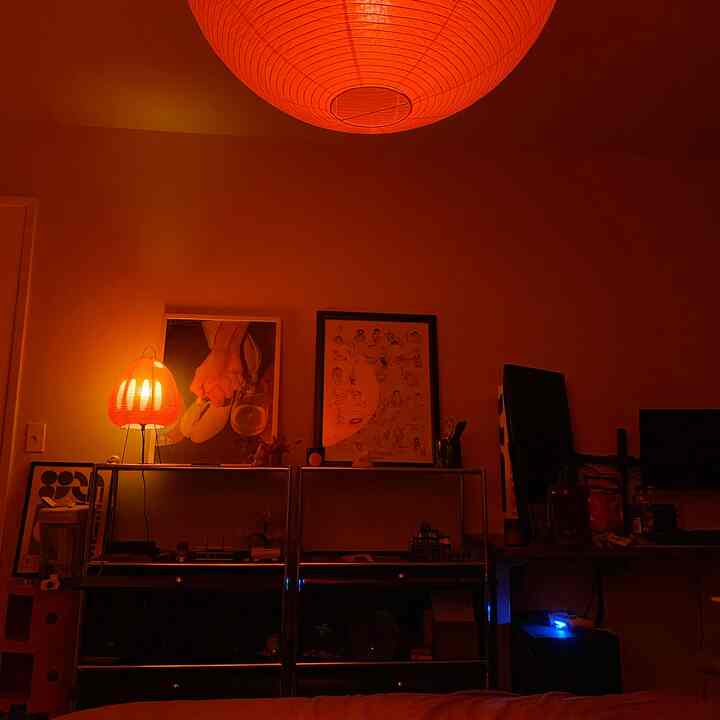 moody near the bed area #settingthemood #mcm