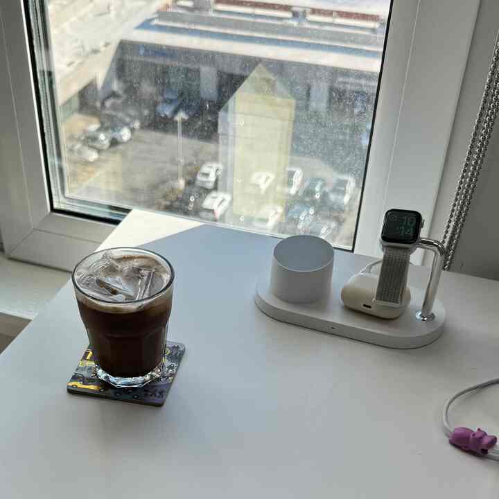 What are your necessities on your desk?
#homeoffice #workfromhome #technology #desksetup