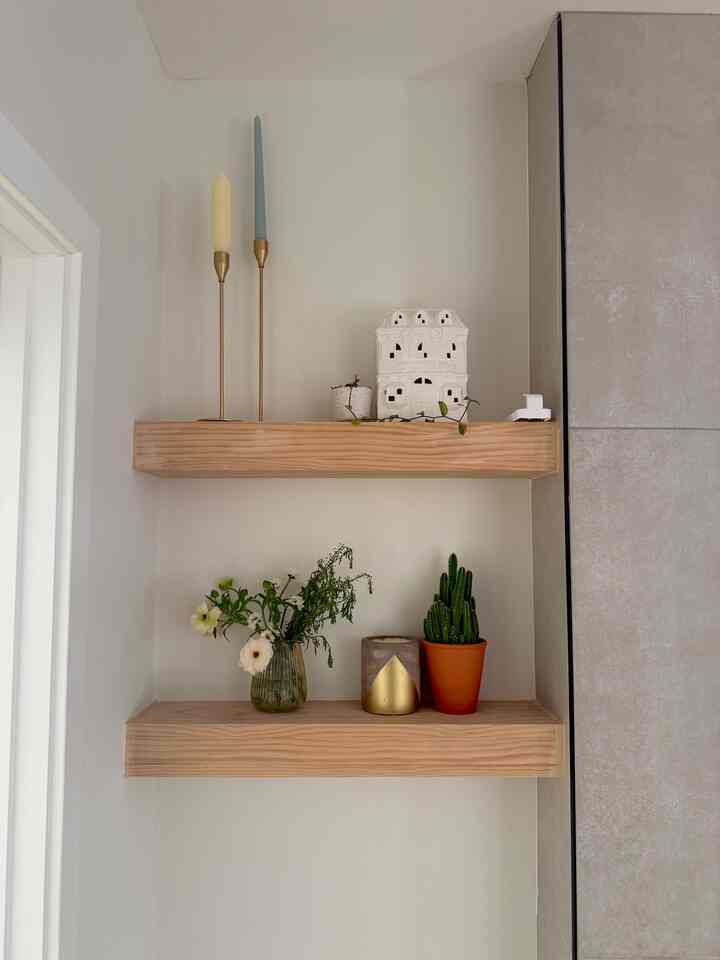 Shelf styling #livingroom #naturalism 