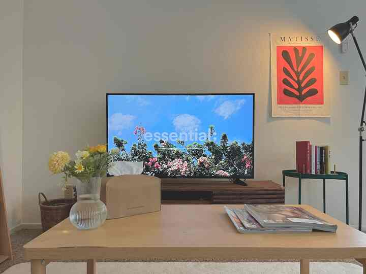 My cozy living room🤎

#livingroom
#woodenkitchen
#cozyroom
#warmhouse