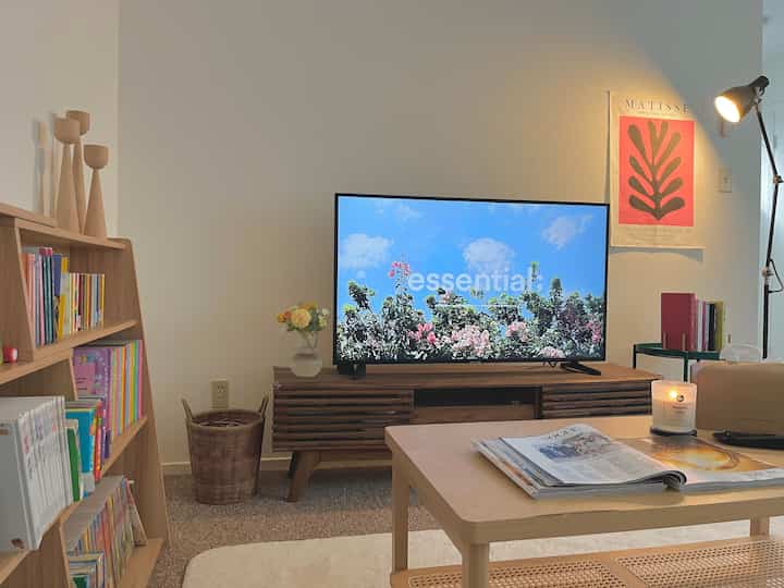 #cozyroom
#warmroom
#livingroom
#woodeninterior