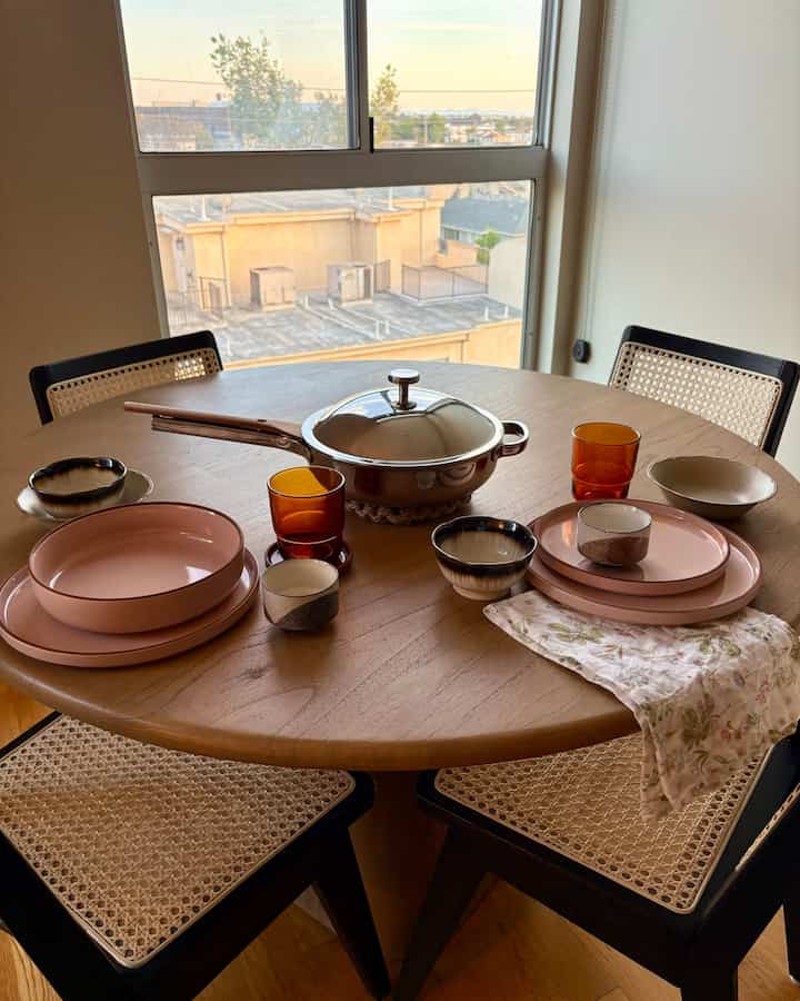 I highly recommend the Titanium Always Pan for high heat cooking, especially proteins like chicken and steak 🥩 #cooking #alwayspan #ourplace #cookware #dinnerware #tablesetting