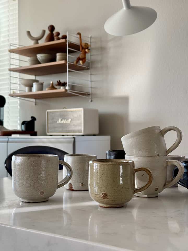 Ceramic mugs handmade by me 🤎

#ceramics #potteries #handmade #mugs #cups 