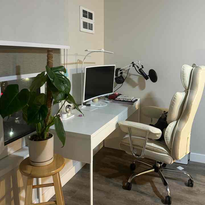Office tour!
#homeofficetour #roomtour #homeoffice #workfromhome