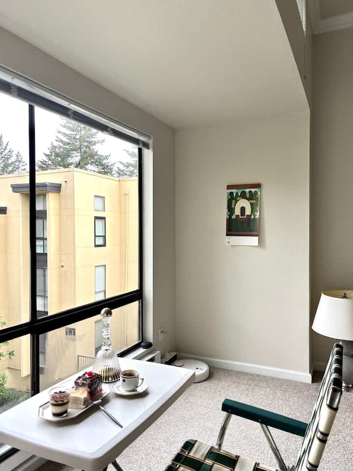 Rainy days in Seattle call for cozy vibes.

#CozyInterior #cozyvibe #view #dessertplate #dessert #teatime #coffeetime 