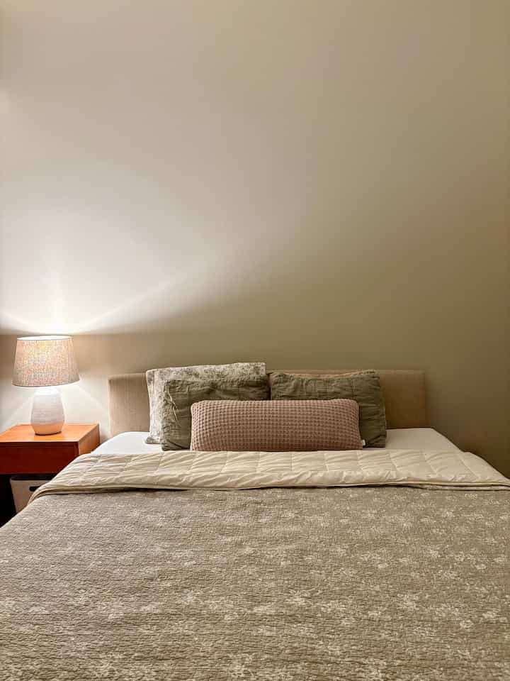 Neutral, earthy tones for zen sleep 😴 #bedroom #bedding #thuma #earthytones #neutraltones #floralpattern 