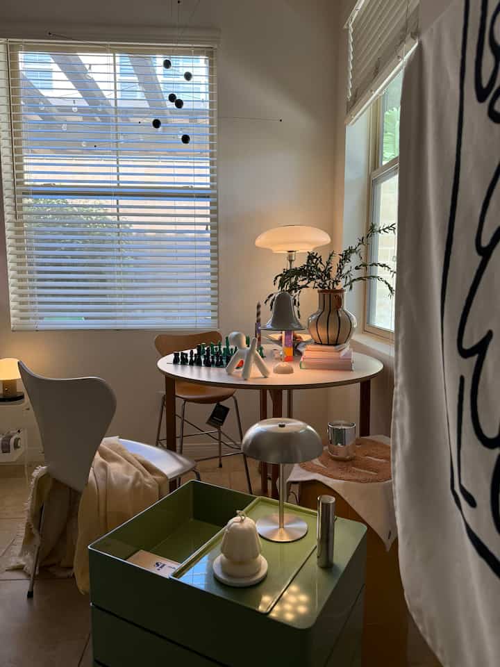 #warm #warmhouse #springinterior #cozy #livingroomfuniture #decoration #styling #fabric