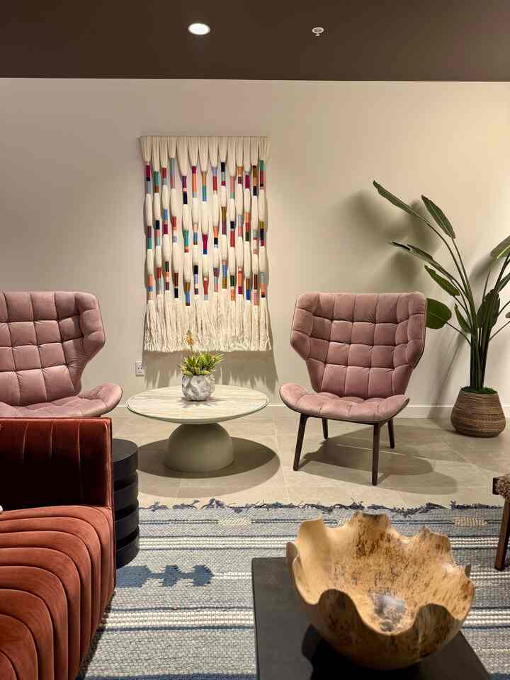 Finally starting to use my third space as a family/entertainment room #cozy #familyroom #entertainmentroom #curated