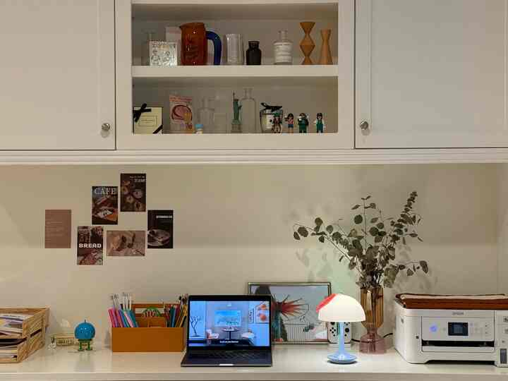 #deskterrier #deskinterior #deskdecoration #NookStyling #CuteStorageHack #SharedDeskStorage #FunctionalNook #HomeOrganization #DeskStyling #SmallSpaceSolutions #StorageIdeas #AestheticStorage #OrganizedAndCute