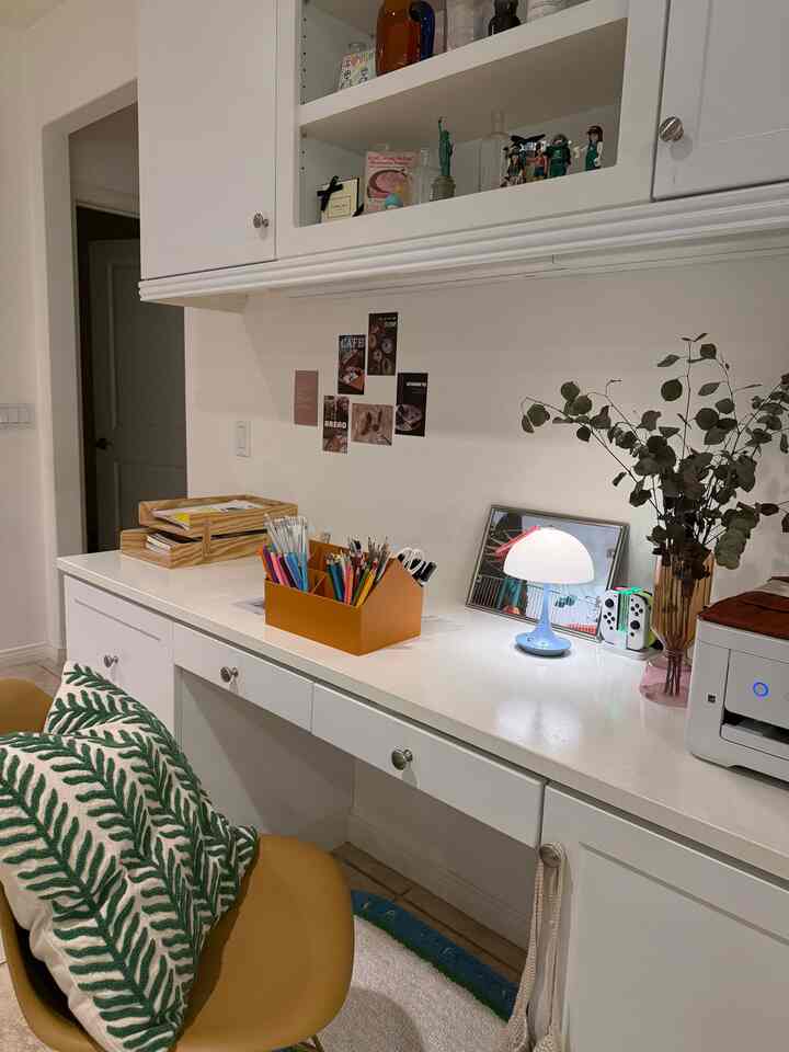 #deskterrier #deskorganization #deskdecoration #NookStyling #CuteStorageHack #SharedDeskStorage #FunctionalNook #HomeOrganization #DeskStyling #SmallSpaceSolutions #StorageIdeas #AestheticStorage #OrganizedAndCute